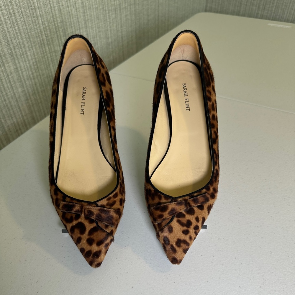 Sarah Flint The Natalie Leopard Haircalf Pointed Toe Bow Flats (Size 39 1/2)